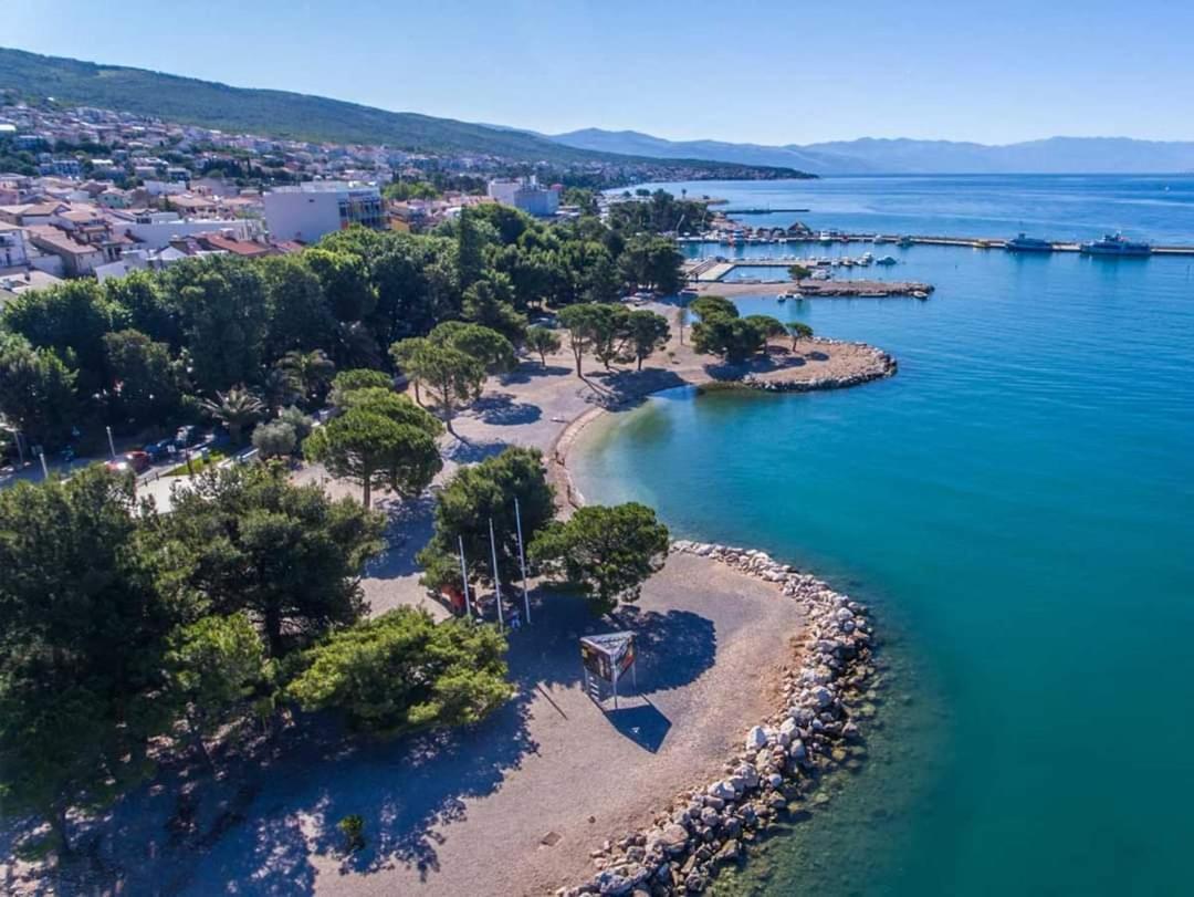 Apartamento Ellity Crikvenica Exterior foto